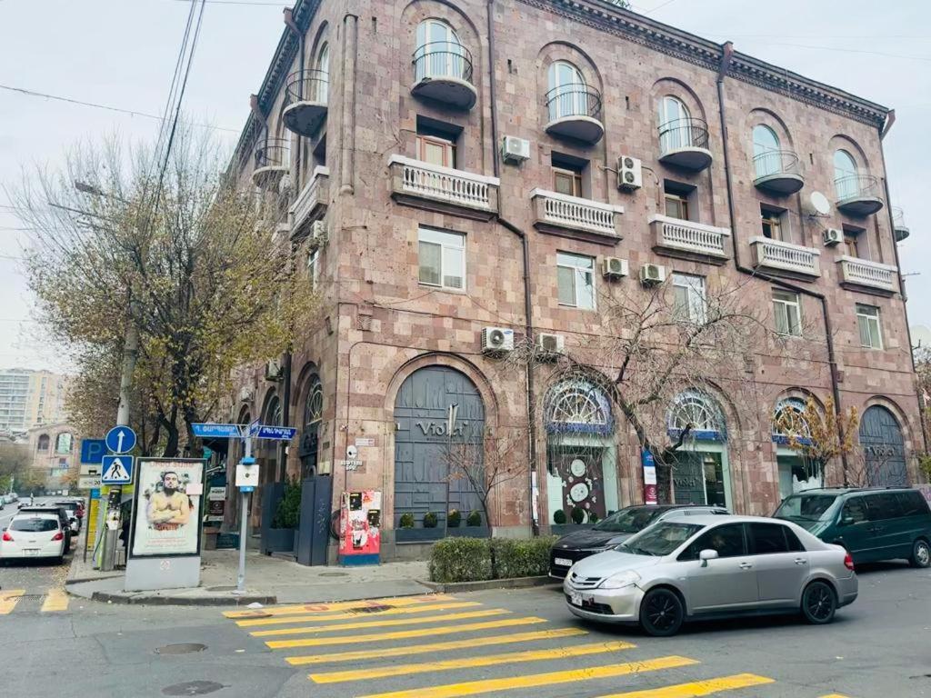 Tumanyan Apartments エレバン エクステリア 写真
